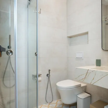 Hotel Santorini Drymades Himarë