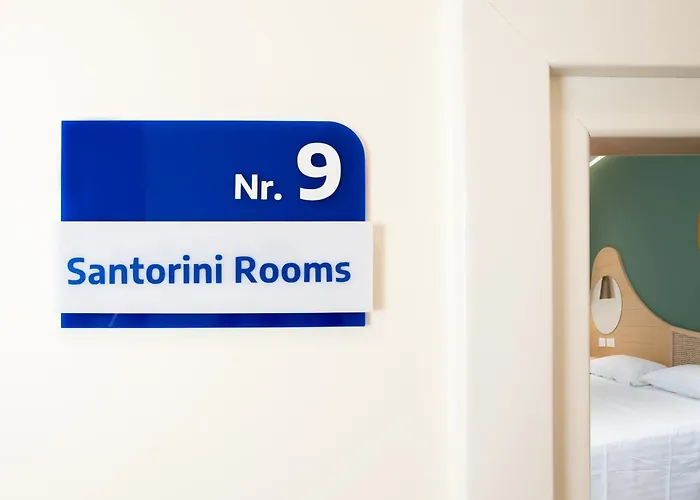 Hotel Santorini Drymades *