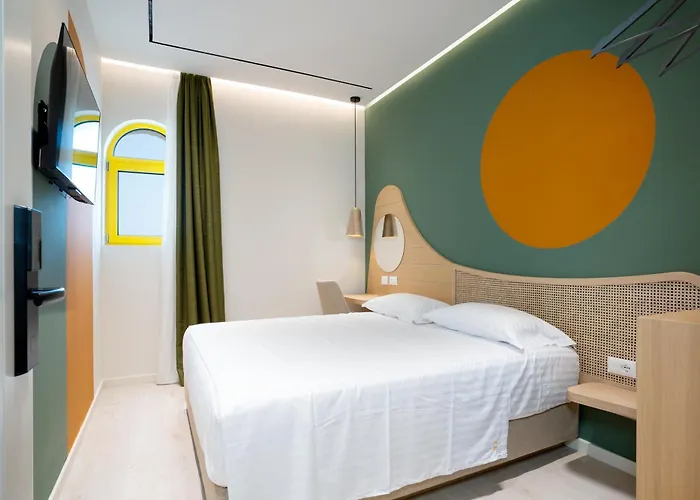 Hotel Santorini Drymades *