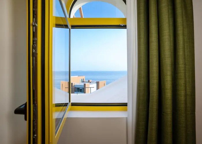 Hotel Santorini Drymades *